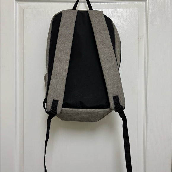 Stylish Gray Backpack - Picture 2 of 4